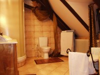 /album/photogallery/upstairs-bathroom-2-jpg/
